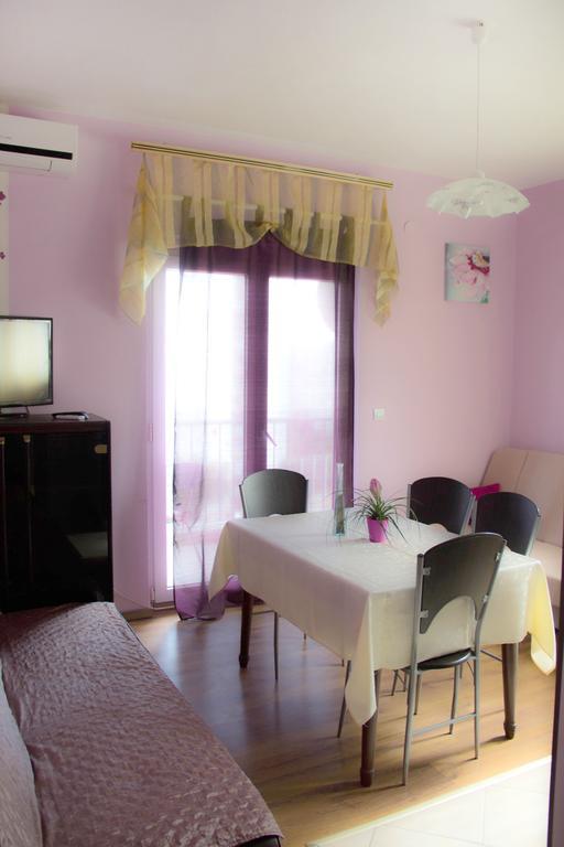 Apartments Tomisa Split Pokoj fotografie