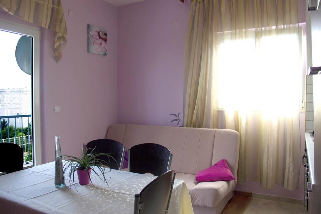 Apartments Tomisa Split Pokoj fotografie