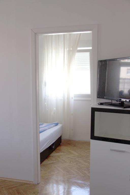 Apartments Tomisa Split Pokoj fotografie
